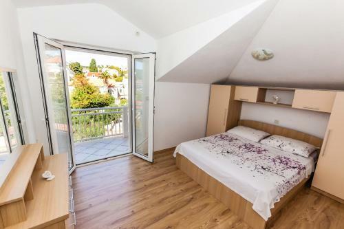 Apartments Sumartin