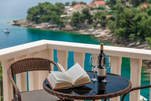 Luxury Villa Godi Star With Private Heated Pool, Staff - Concierge Service