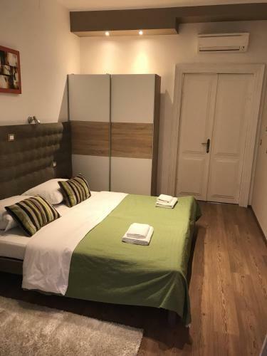 Hostal Pula Antic Rooms In Center