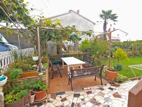 Apartments Mato 1488