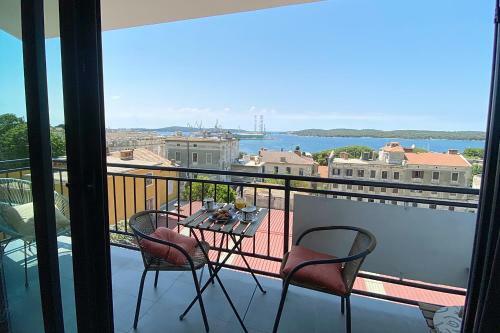 Vista Center Apartment