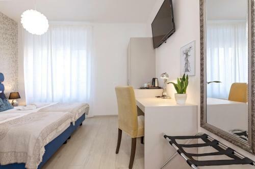 Hostal San Martino Rooms