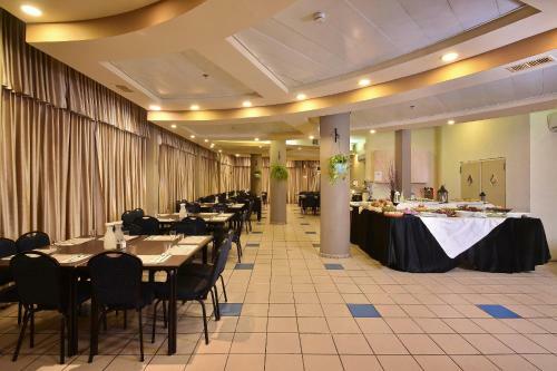 Pearl Of The Valley Hotel