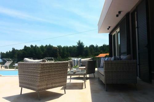 Villa R&b