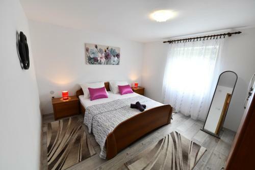 Villa Holiday Home Miramary