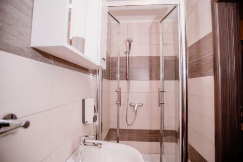 Hostal House Karakas