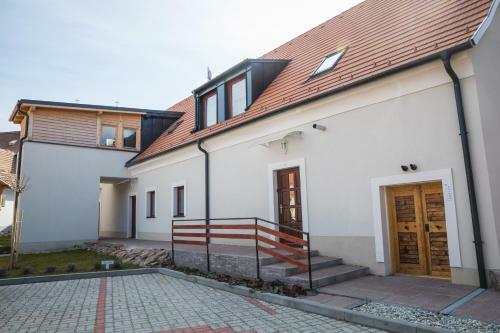 Kossuth Apartmanh�z