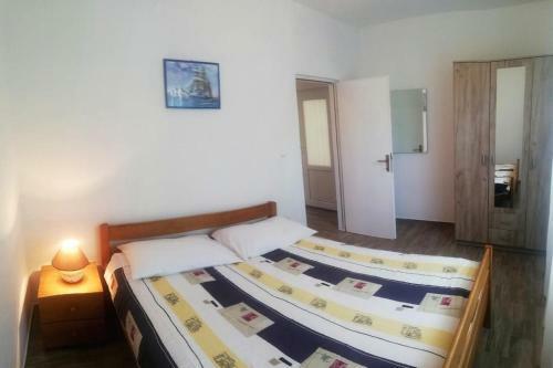 Apartments By The Sea Tkon, Pasman - 17360