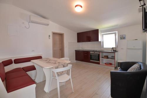 Apartments By The Sea Tkon, Pasman - 16589