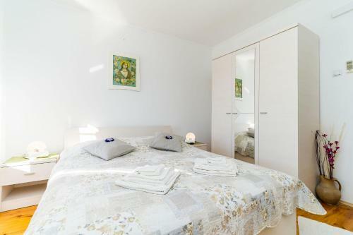 Apartamento Canusa Holiday Home