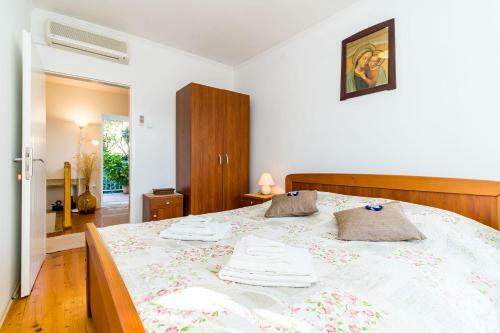 Apartamento Canusa Holiday Home