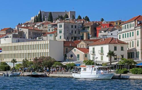 Hostal Swan Adriatic Apartment & Room