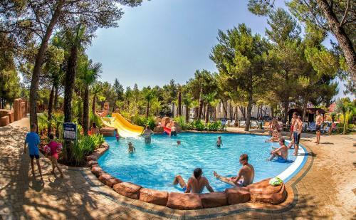 Apartamentos Croatica Suites Podsolarsko