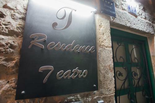 Apartamentos Residence Teatro