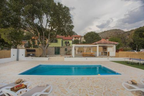 Villa Vuki