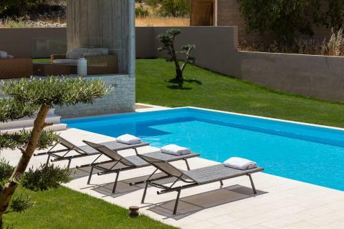 Luxury Villa Silence With Heated Pool