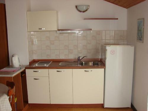 Hostal Apartments & Rooms Luka