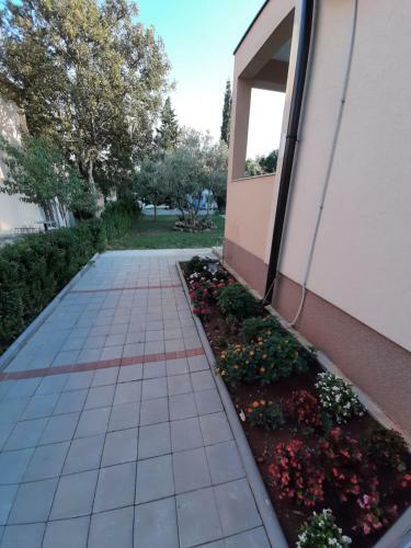 Apartmani Lea