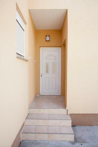 Apartmani Lea
