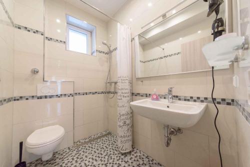 Apartment In Starigrad-paklenica 36685