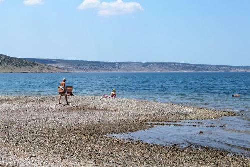 Apartments By The Sea Seline, Paklenica - 6574