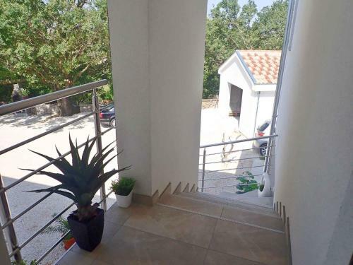 Apartment In Starigrad-paklenica 38638