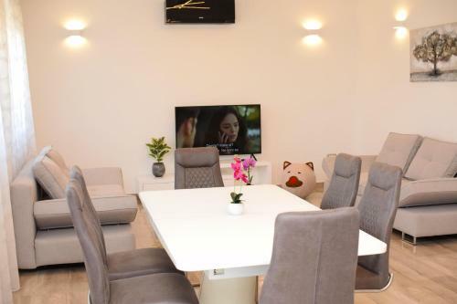Hostal Villa Apartments Filip