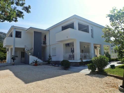 Apartments Vallis