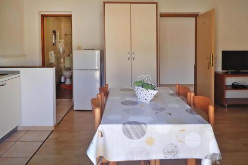 Apartment In Starigrad Paklenica At 200 M From The Sea