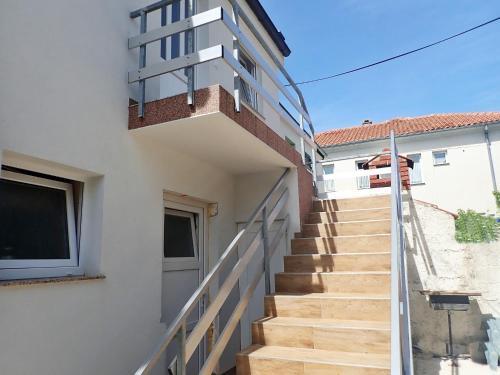 Apartment Maca