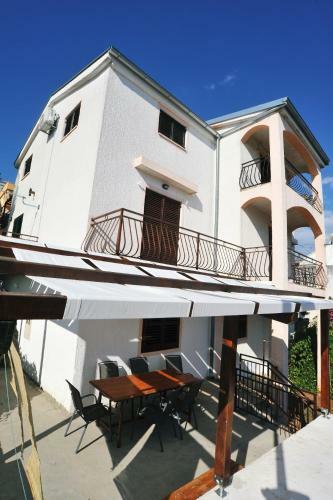 Apartment Marica ?padina
