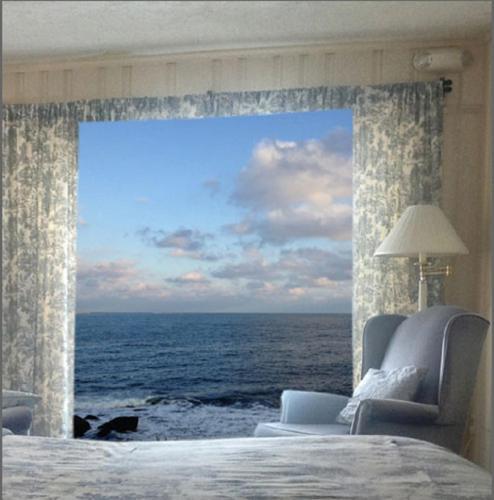 Posada The Quarterdeck Inn By The Sea