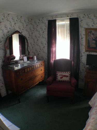 Bed & Breakfast Lantana House