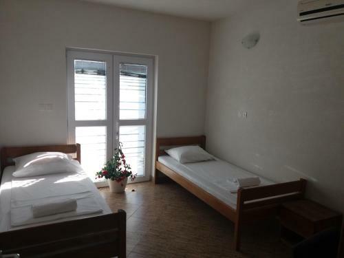 4 Bedroom Apartment In Tisno (8+4)