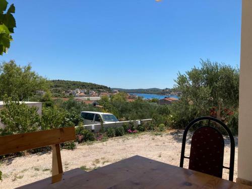 4 Bedroom Apartment In Tisno (8+4)