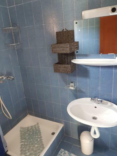 Cuzela-papata Apartments