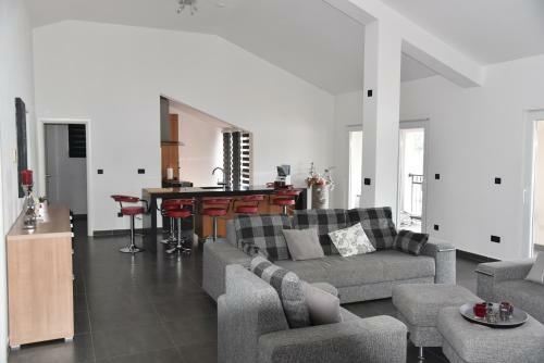 Apartamentos Villa Pina Appartment Chantos