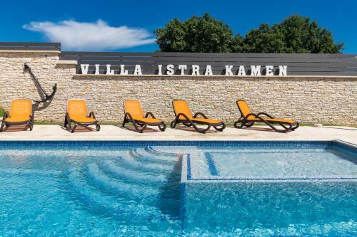 Luxury Villa Maxima II With Large Pool, Sauna And Jacuzzi