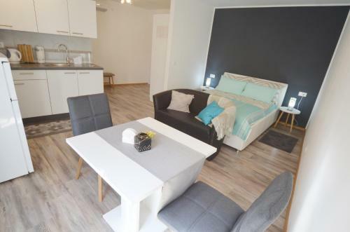 Apartamentos Studio Ana Carera