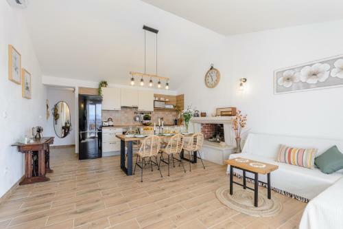 Holiday Home Nono Ante With Heated Pool