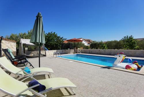 Villa Holiday Home Skaric