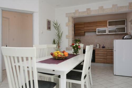 Villa Holiday Home Skaric