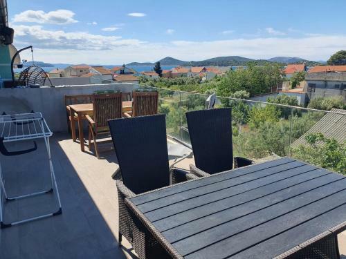 Hostal Muring Apartments