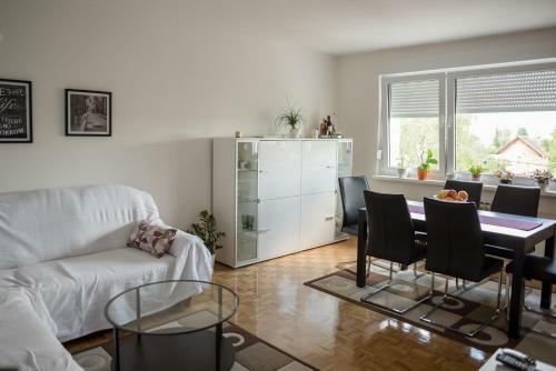 Apartment Dawn