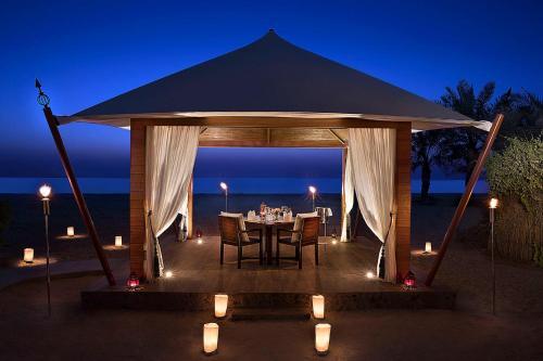 Hotel The Ritz-carlton Ras Al Khaimah, Al Hamra Beach