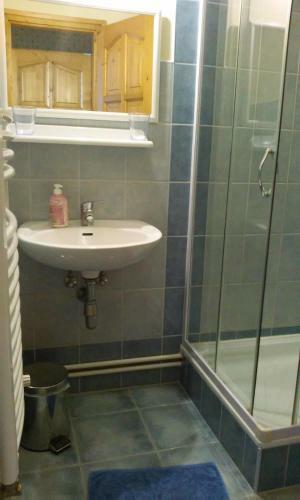 Hostal J�nosi Vend�gh�z