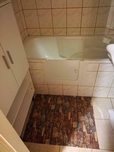 Ifjus�g 68 Apartman