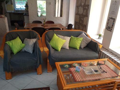 Hostal Zsuzsa Apartman