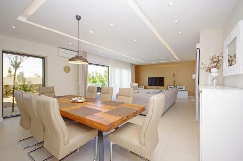 Villa Olive Hill