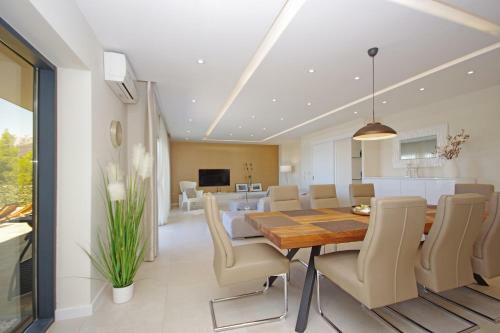 Villa Olive Hill